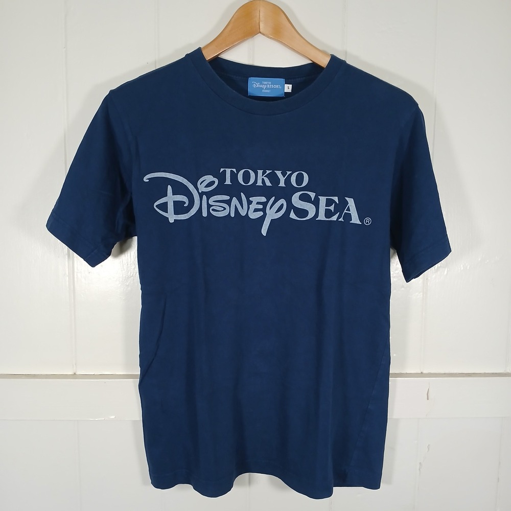 Tokyo Disney Resort T-Shirt Unisex Small Navy Blue DisneySea Graphic Tee SS